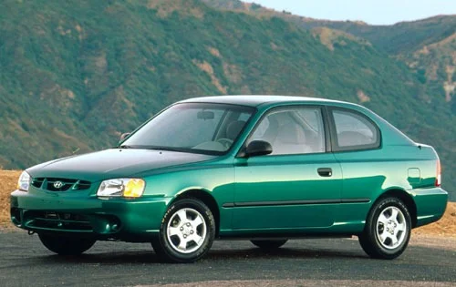 2000_Hyundai_Accent.webp