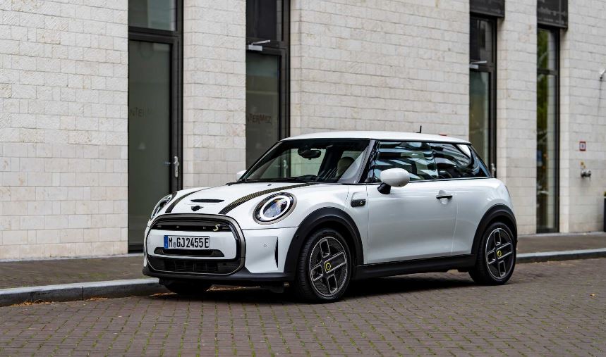 2022 Mini Cooper SE Resolute Edition