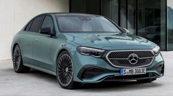 2023_Mercedes-Benz_E-Klasse_214.JPG