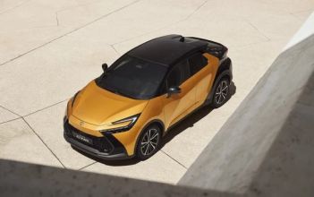 2023_Toyota_C-HR.jpg